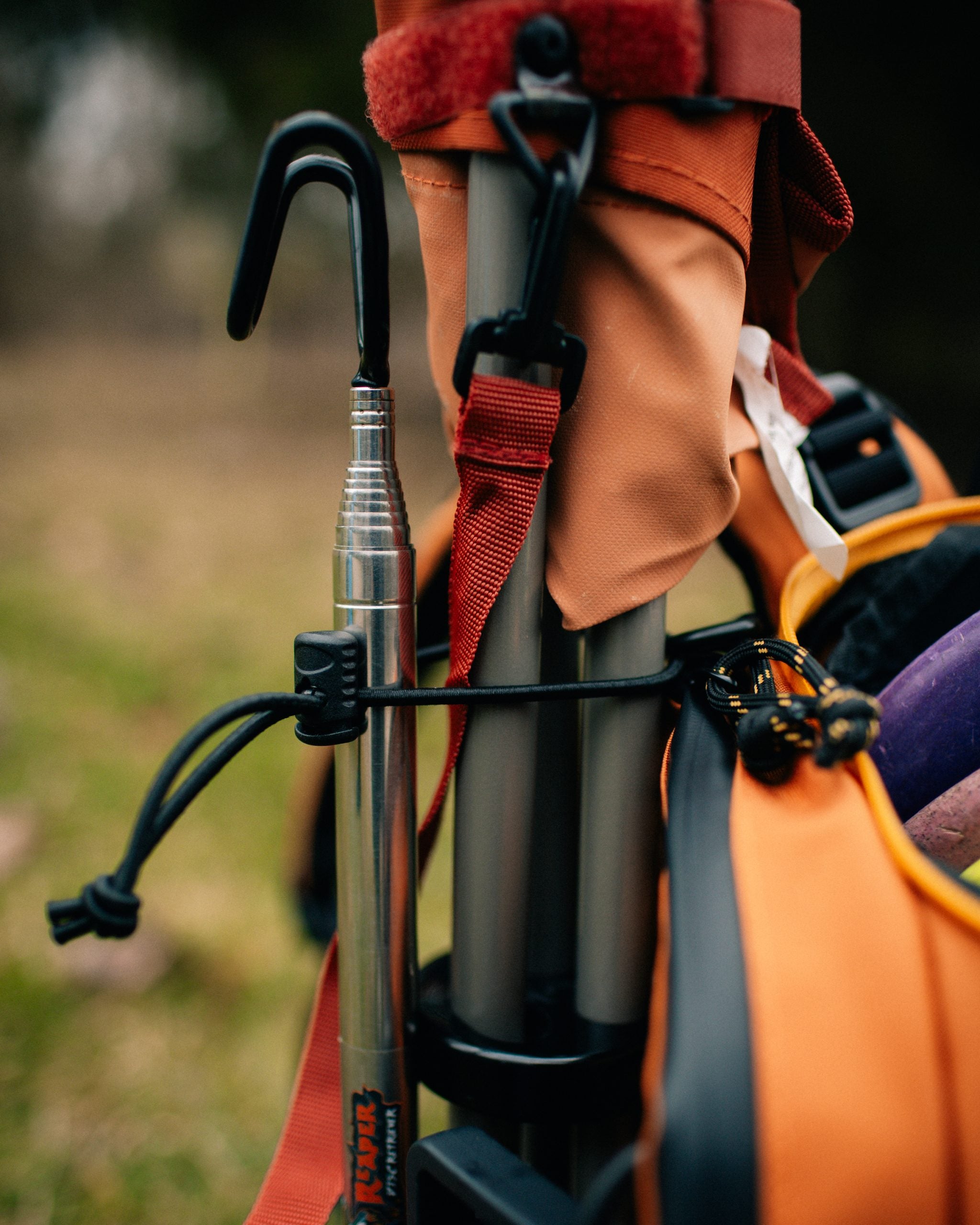 The Lore 2.0 bag w/cooler Orange